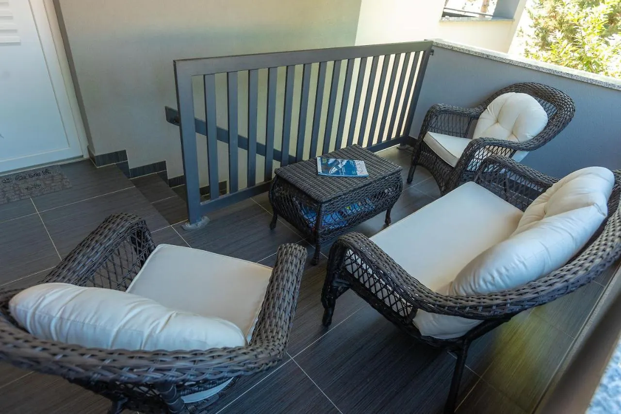 Sea Sound Apartments Rea Sveti Filip i Jakov 0*,