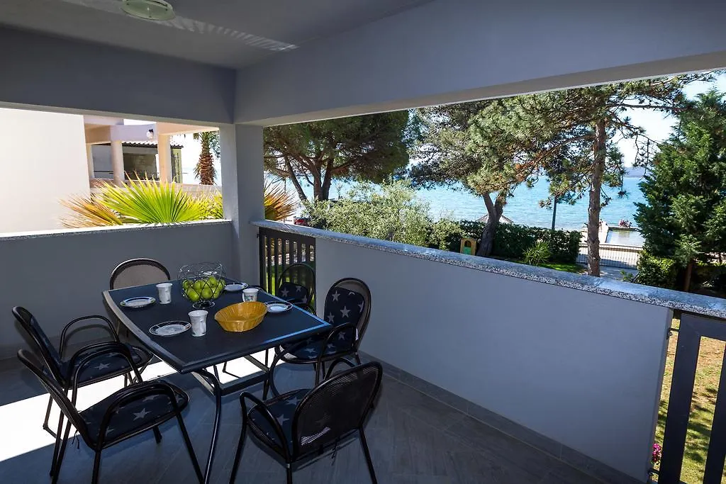 Sea Sound Apartments Rea Sveti Filip i Jakov Croatia